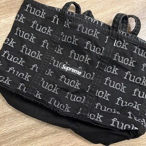 Supreme Tote